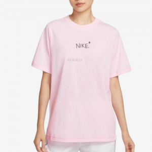 Женская Футболка Nike
