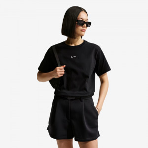 Женская Футболка Nike